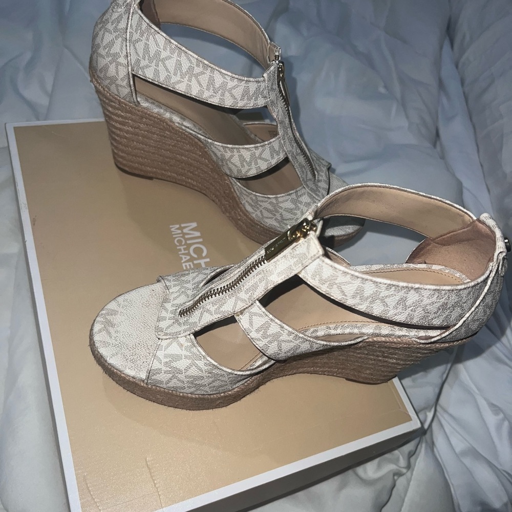 DAMITA WEDGE MINI MK LOGO SIZE 8.5
